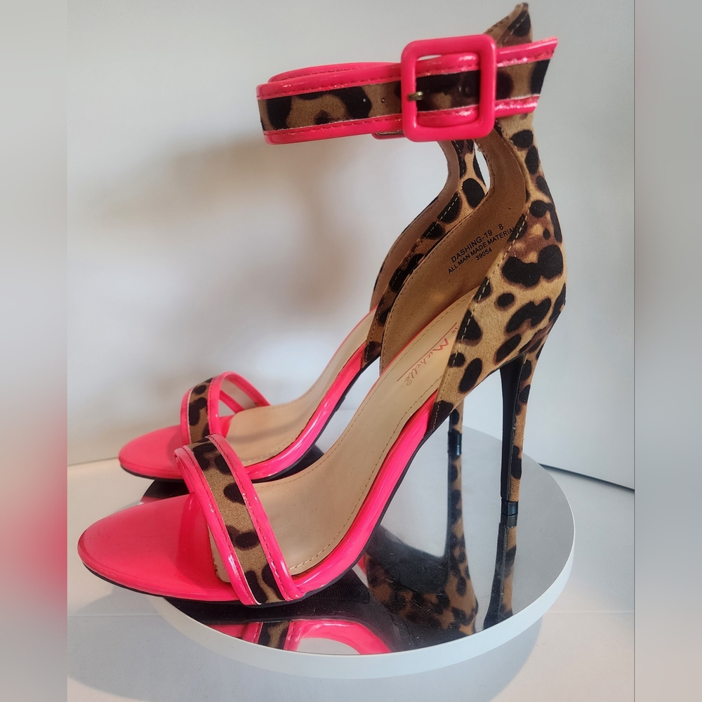 New w/o Box w/ Minor Cosmetic Flaws - Bubble Gum Pink & Faux Leopard Print